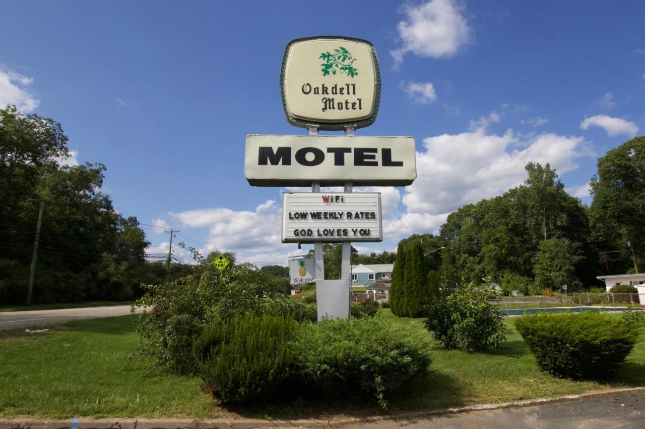 Oakdell Motel Waterford Ct Exterior photo